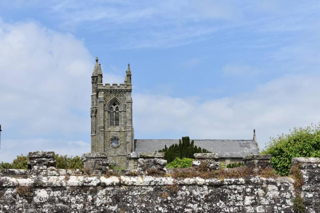 The View Villa Shaftesbury Exterior photo